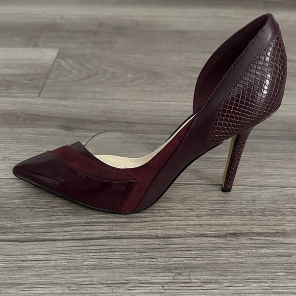 NEW in Box Nine West Behave Burgundy Patent Heels - Picture 4 of 10